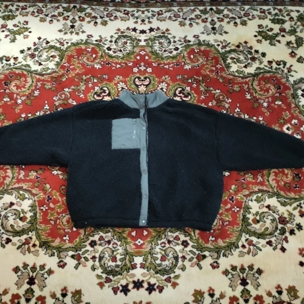 PacSun sweatshirt